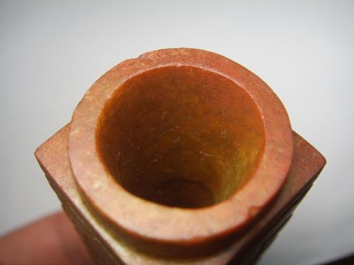 互证与辨伪 红山文化玉器研究的当代视角